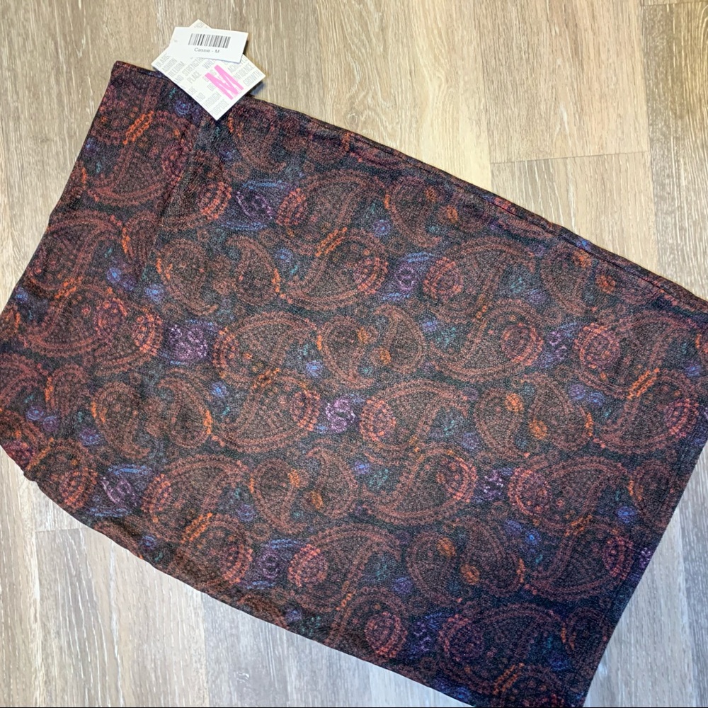 LuLaRoe Cassie skirt -M